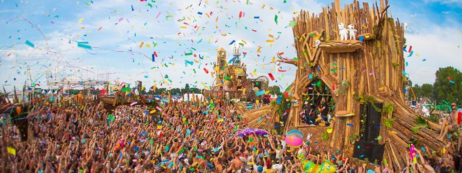 Publiek gaat uit zijn dak tijdens het Solar Weekend Festival Roermond