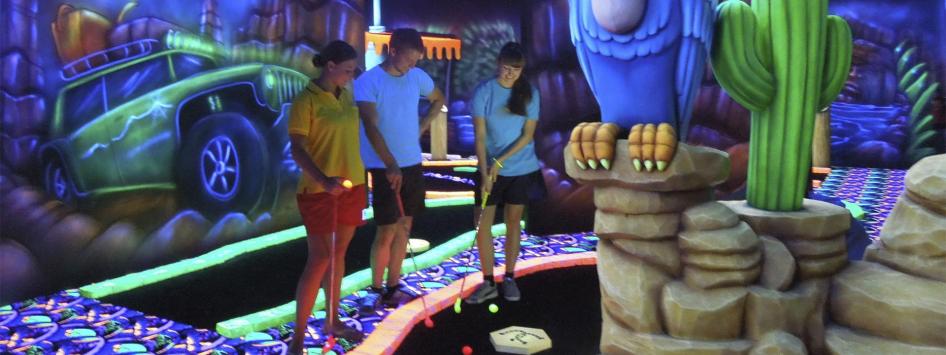 Glow golf