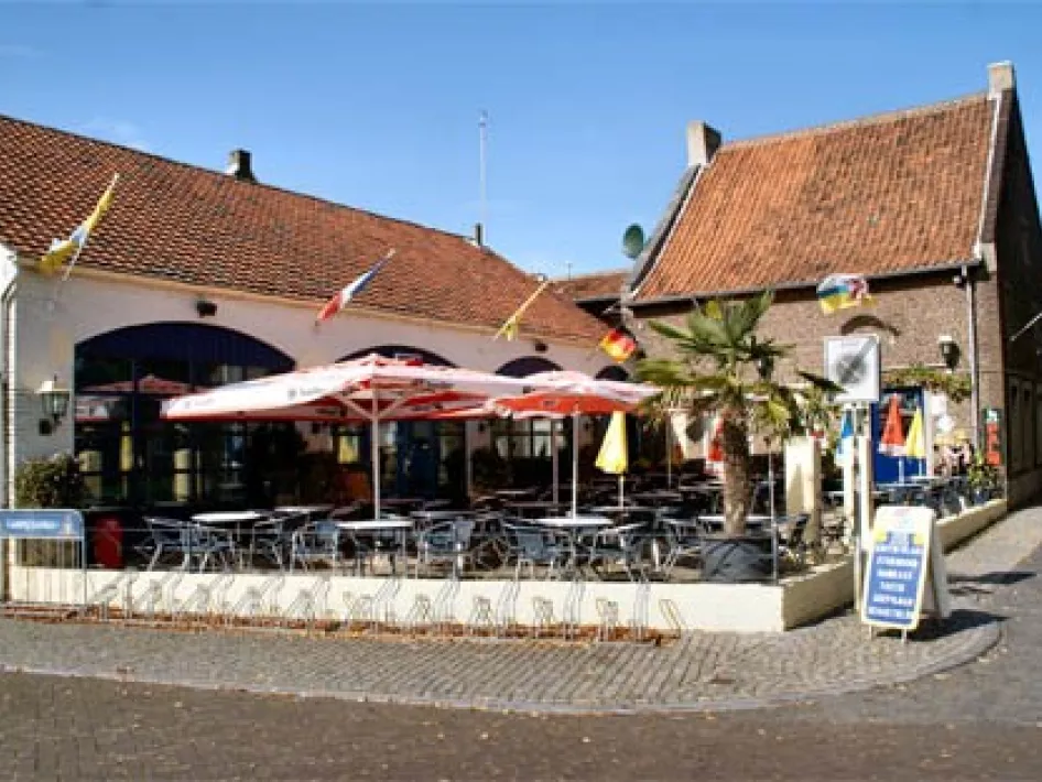 Terrace De Knip