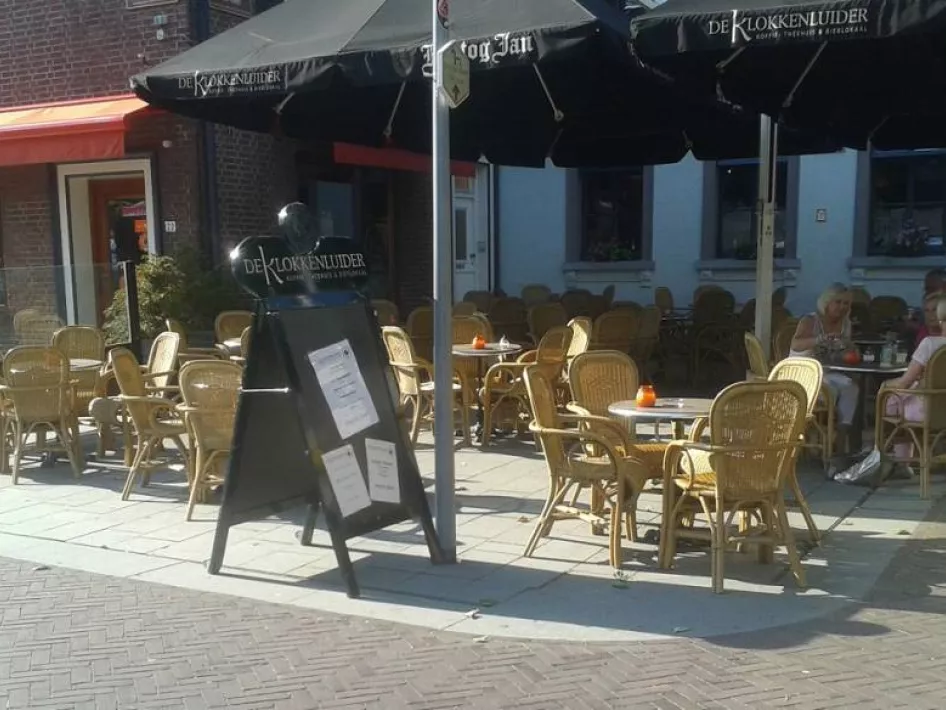 Koffie- thee en bierlokaal De Klokkenluider