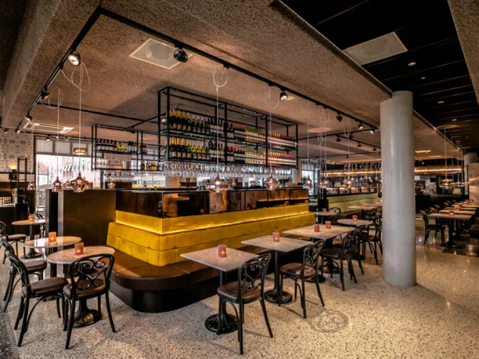 Hotel Roermond - de bar van restaurant de Lobby