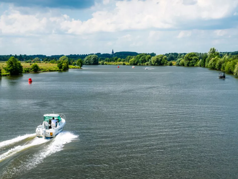 boot op de Maas