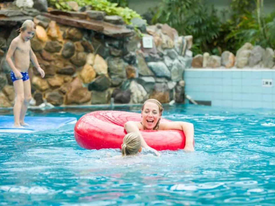 Zwemmen bij de Lommerbergen