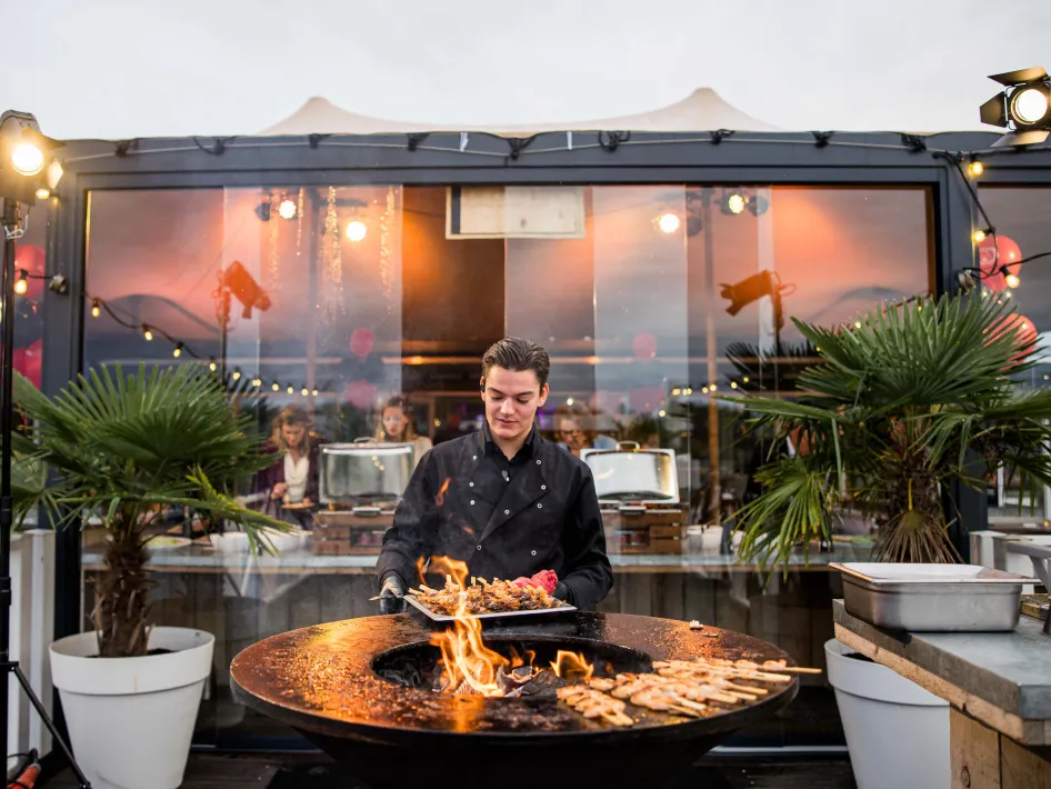 Live Cooking Barbecue bij Beachclub Degreez