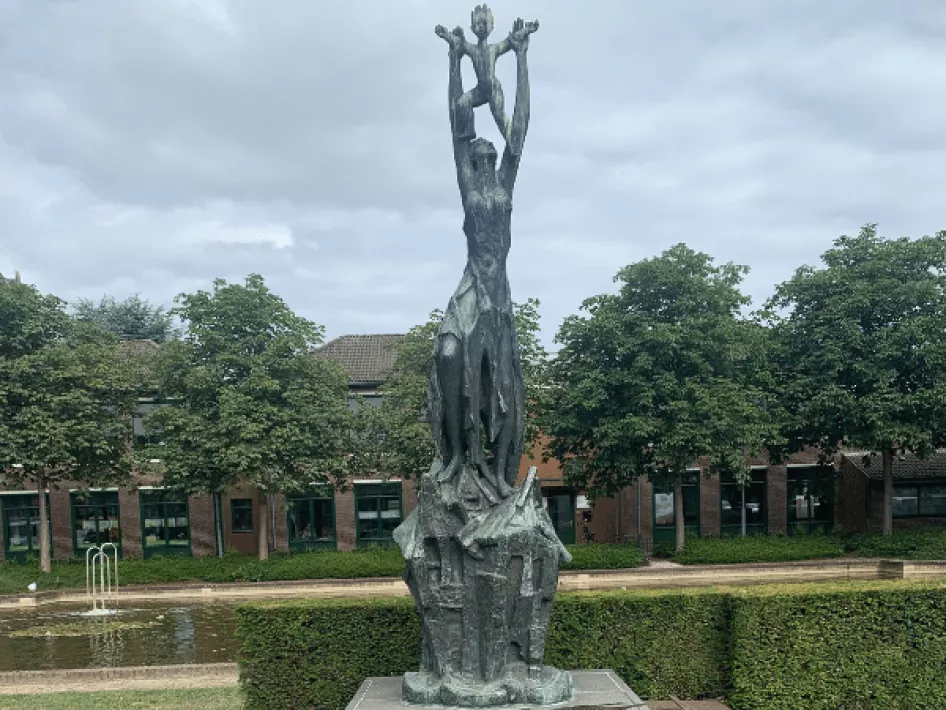 Ommetje Venlo- Bevrijdings Monument 