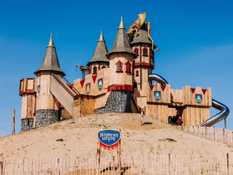 BillyBird Drakenrijk's new enormous play castle