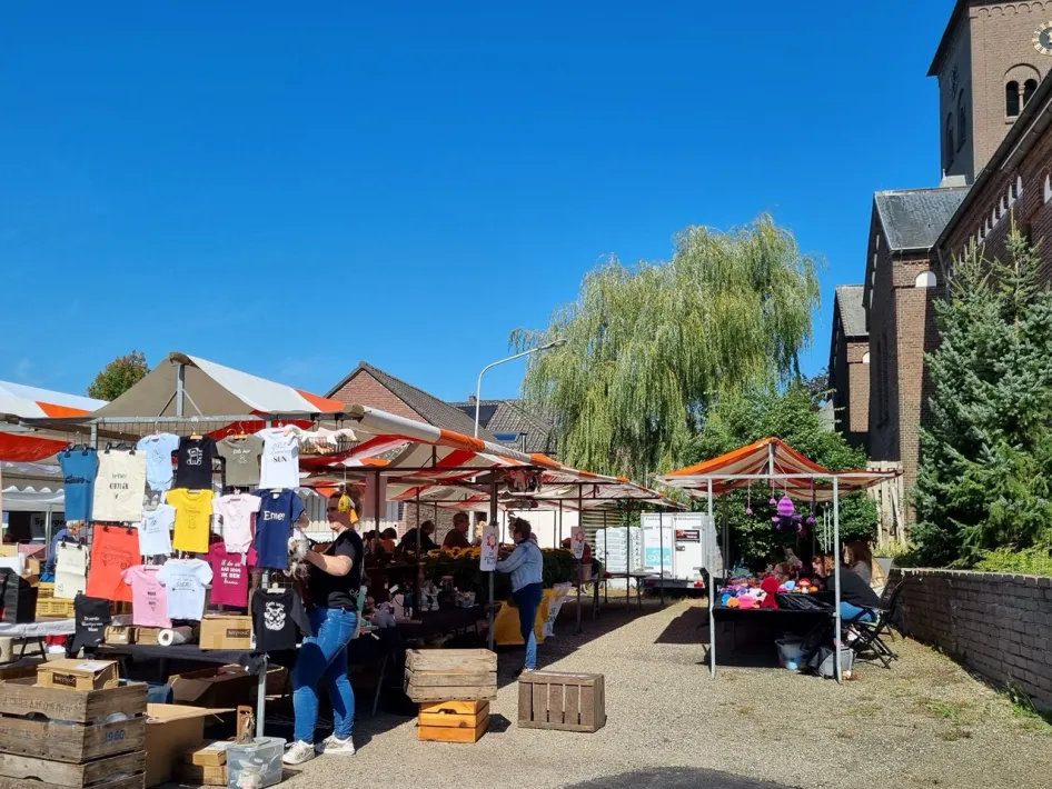 Boerenhobbymarkt tijdens het Boerenoogstfeest in Vlodrop.