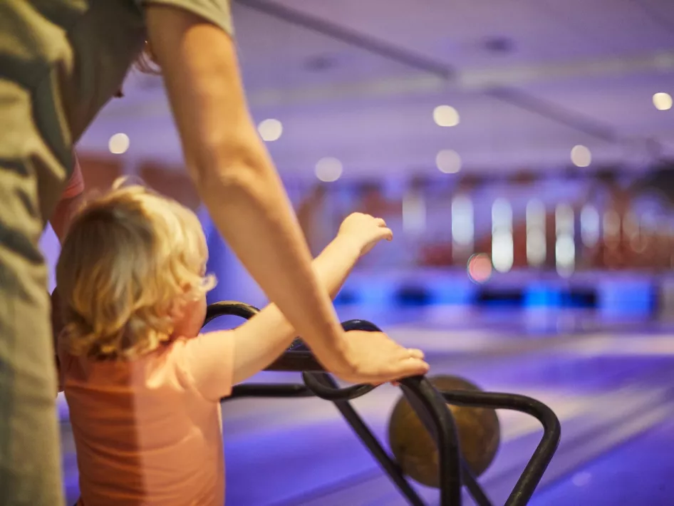 Hyperbowlen De Leistert