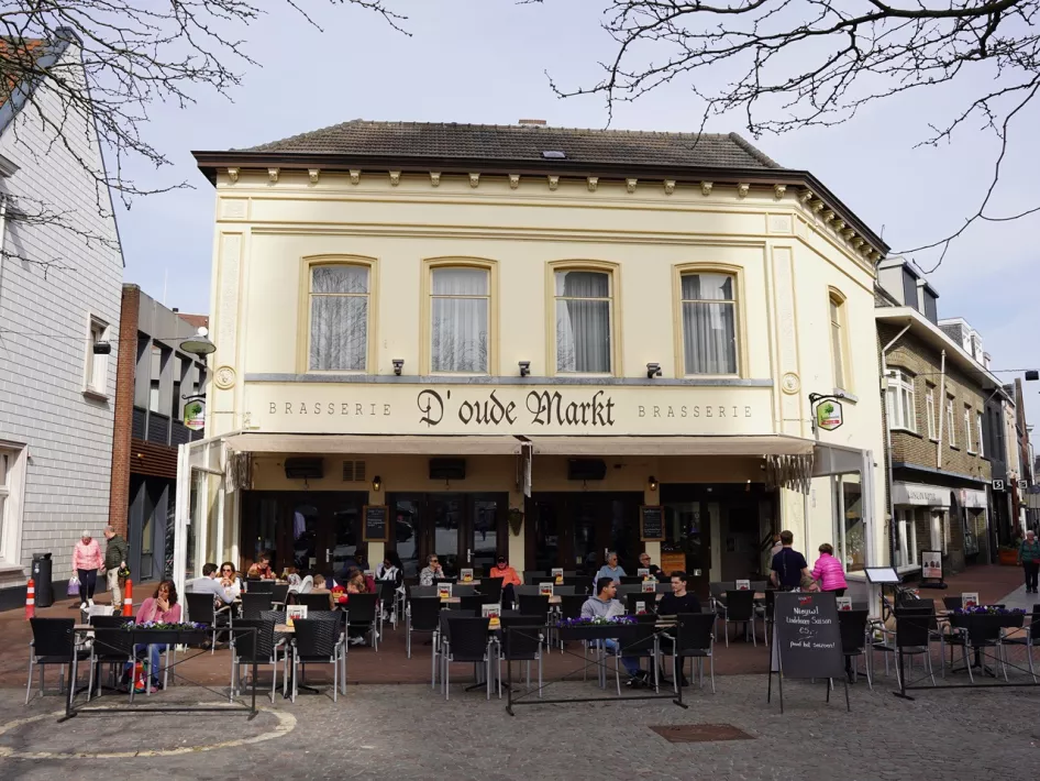 Brasserie D'oude Markt in het centrum van Weert