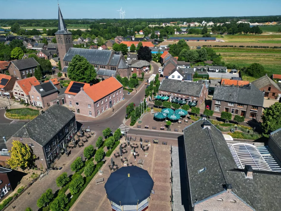 The center of Beesel