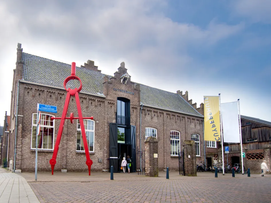 Cuypers Cycling Route: The Architect’s Studio
