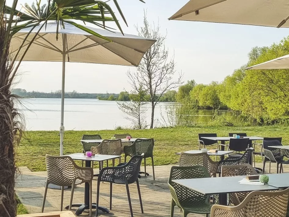 Het uitzicht op het terras van Frends Beach