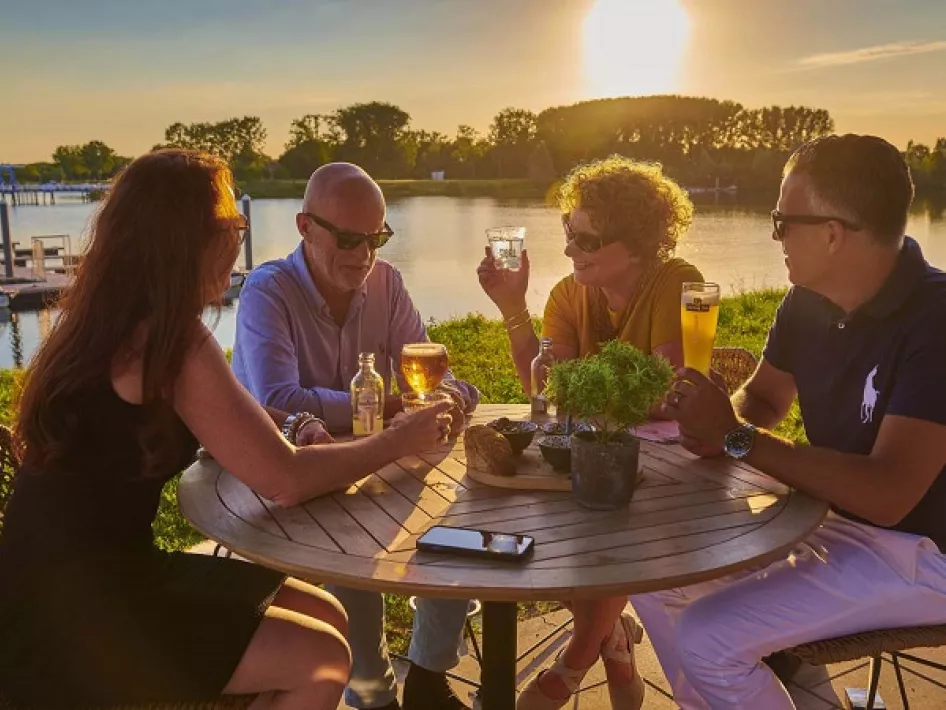 Strand Terras Parc Maasresidence Thorn