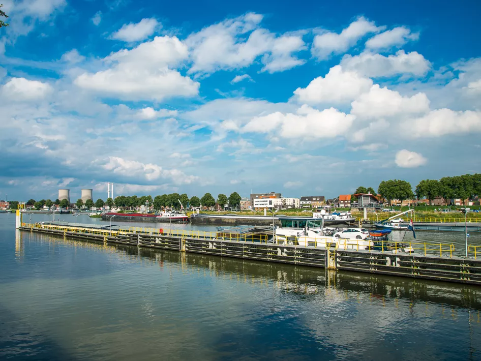 Sluis Maasbracht 