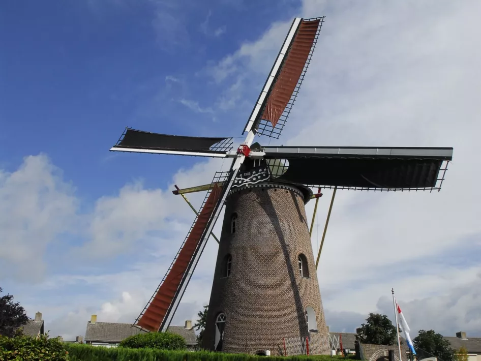 Mill De Nijverheid in Stramproy