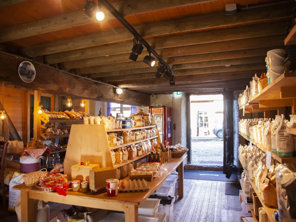 Binnenkant van de molenwinkel 