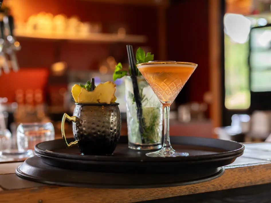 Dienblad met 3 drankjes