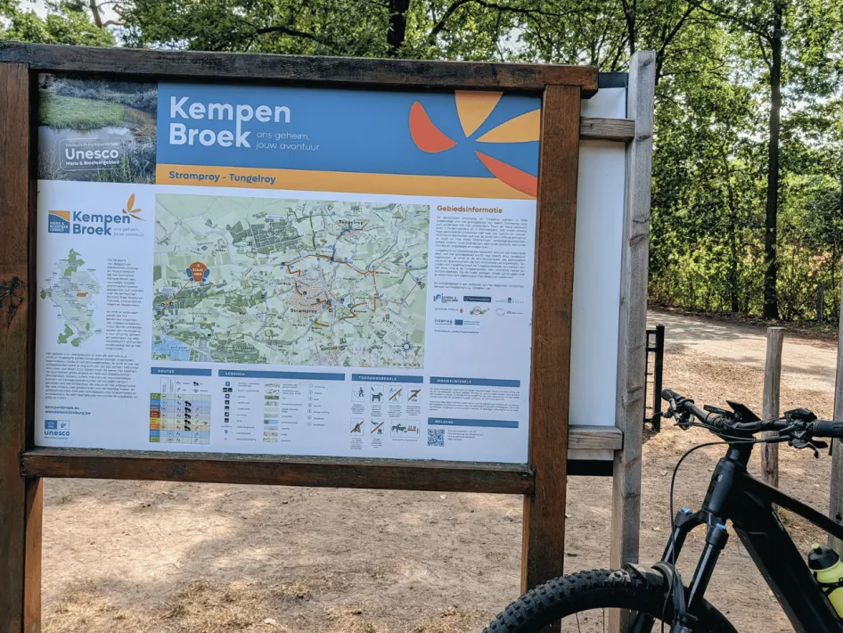 Omgevingskaart Startlocatie Wandelroute Smeetshof - Wijffelterbroek Paars