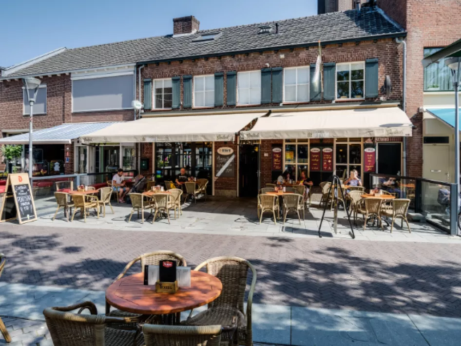 De Uitmarkt - Voorkant 