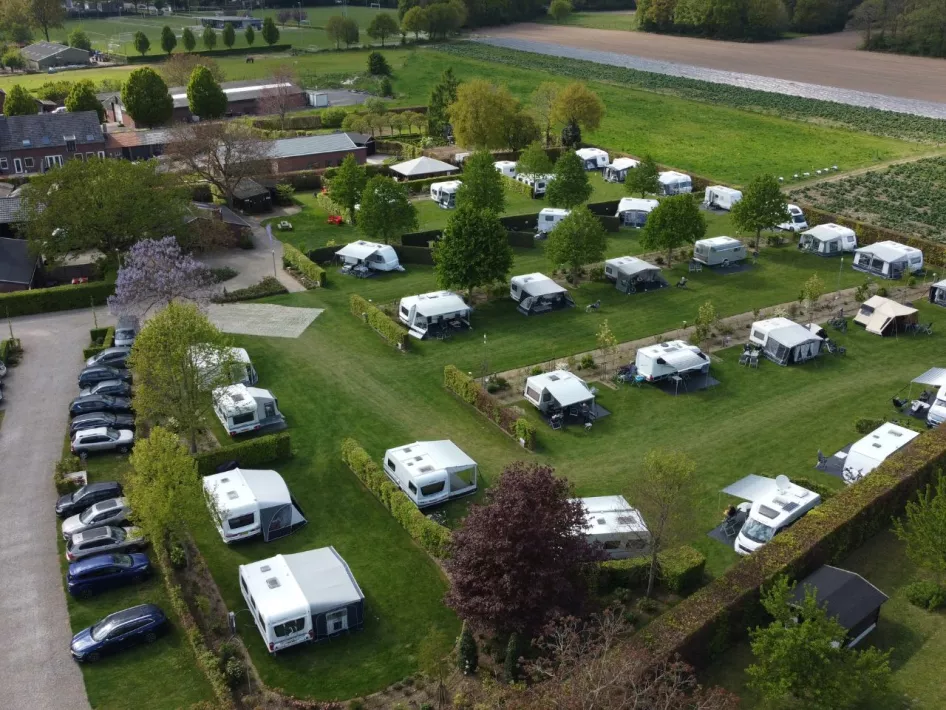 Bovenaanzicht van het veld