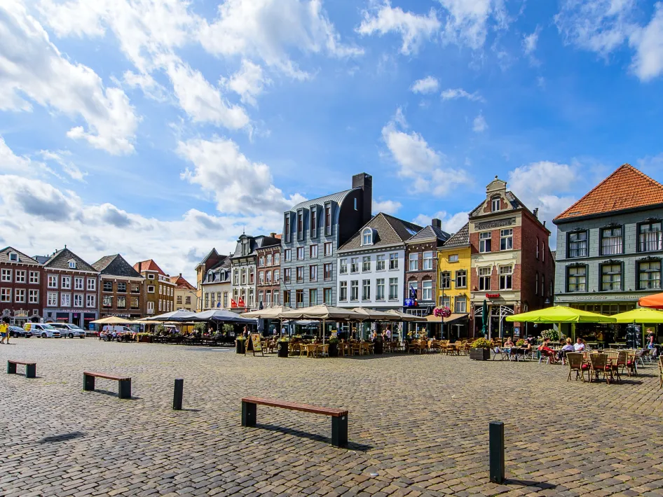de markt in roermond