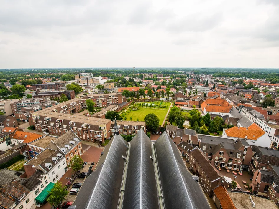 Het uitzicht vanaf de toren van de Sint Martinuskerk