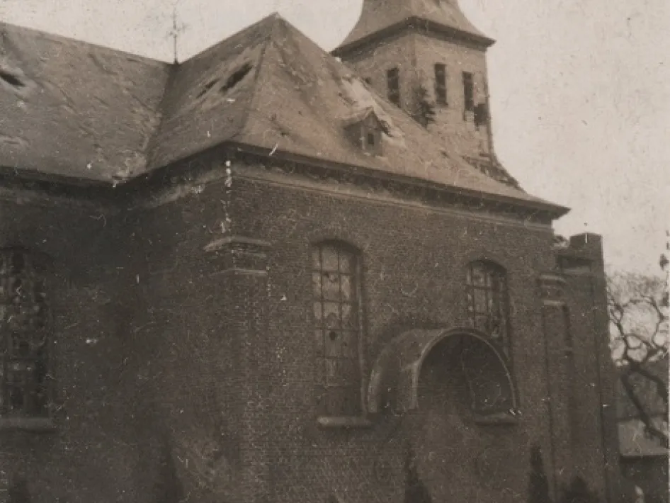 Vernielde R.K. kerk Stevensweert WOII