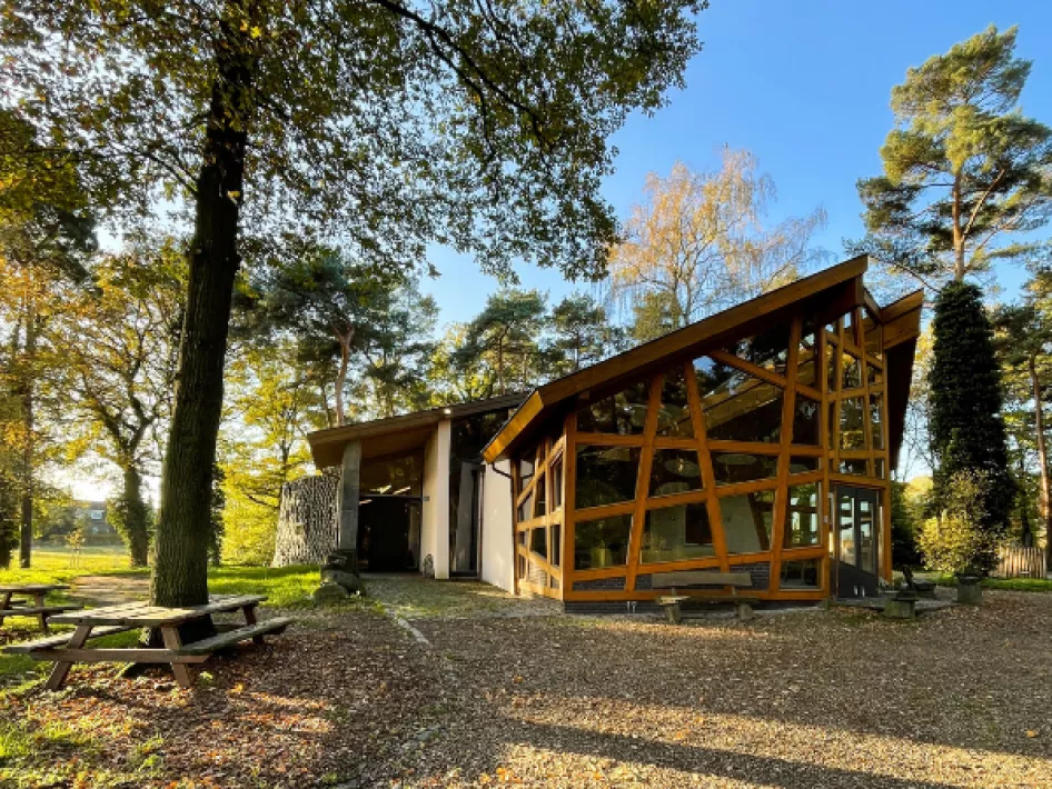 Brasserie de Boshut, der Startort des Glücksspaziergangs die Stille des Waldes