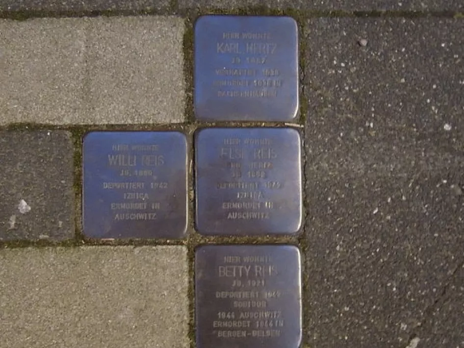 Stolpersteine Brühlstraße 40