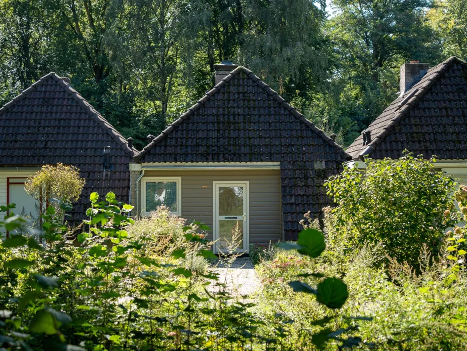 Een van de vakantiehuisjes op het vakantiepark 't Posterbos