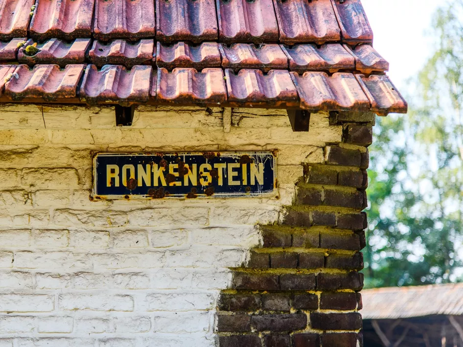 Straatnaambord Ronkenstein in Reuver