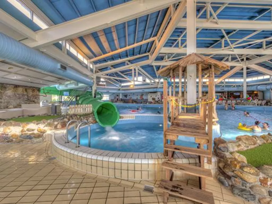 Das Hallenbad im Schwimmbad Weerterbergen