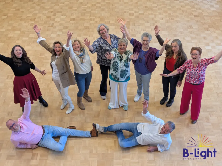 B-Light bij optredens op het peelpodium