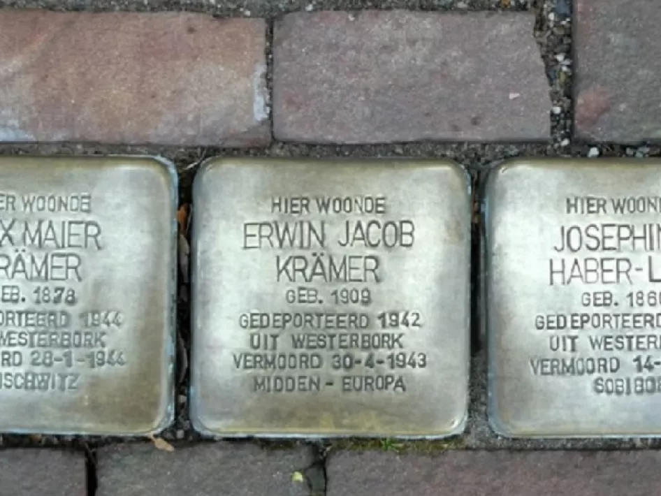 Stolpesteine Godsweerdersingel 16