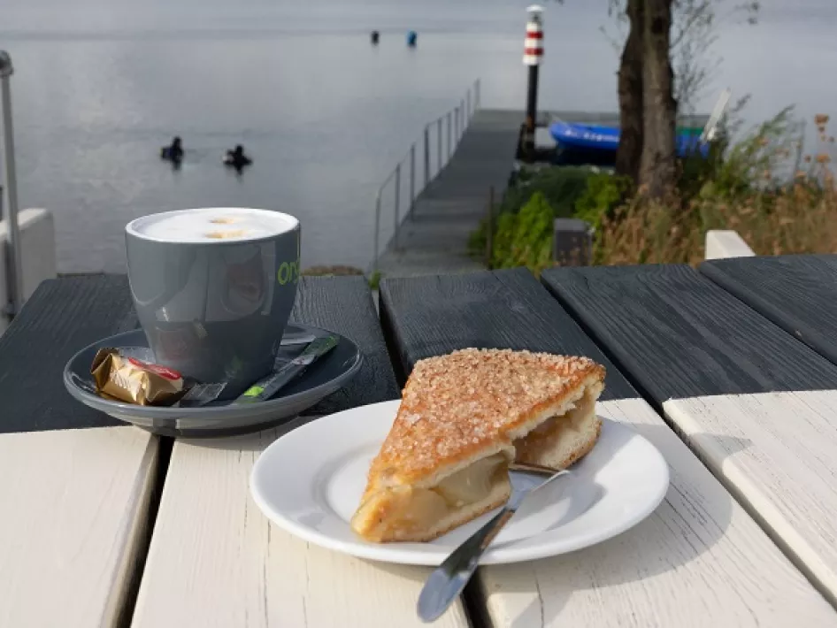 Coffee with piece of flan