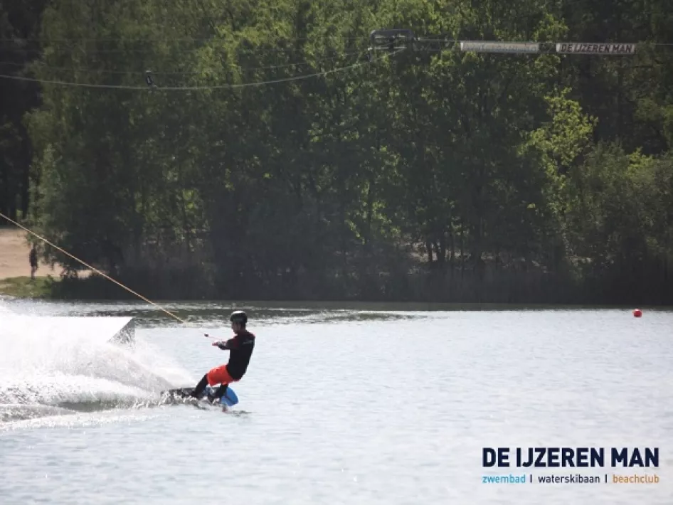  Wakeboarden