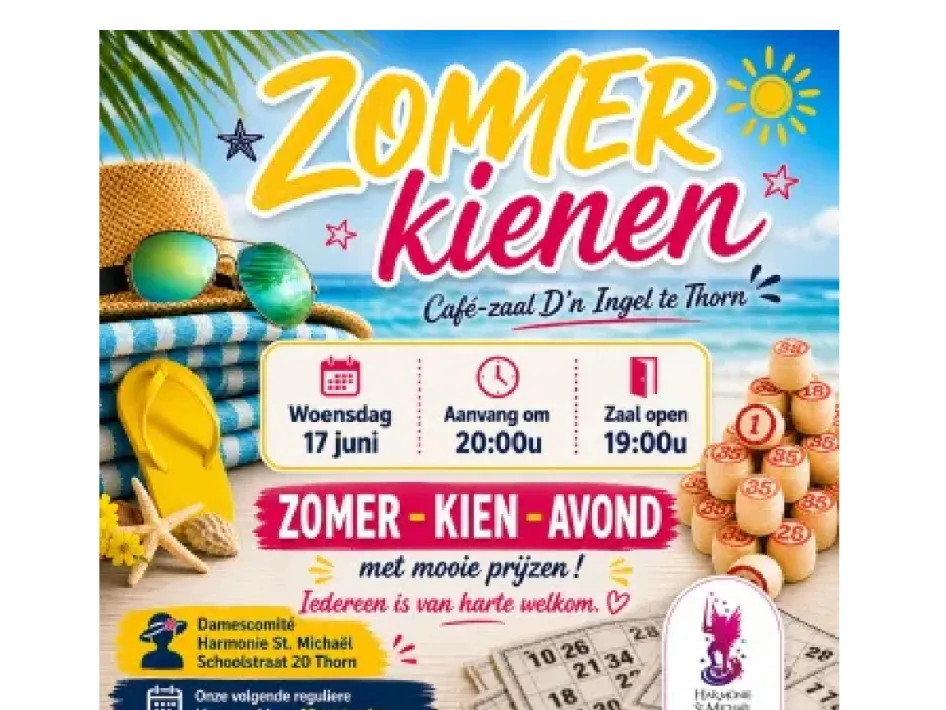 Poster voor zomer kienen in Thorn met strandthema, datum 17 juni, tijden en informatie over een kienavond met prijzen.