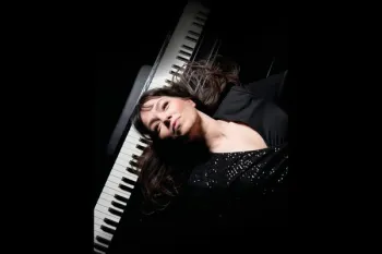 Linda Smeets: Me, my piano, my songs