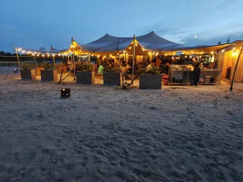 Barbecue at the Beach en Silent Disco bij Het Blauwe Meertje