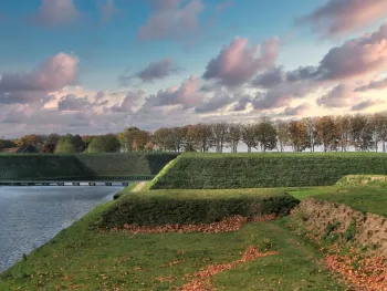 Gluren bij de Buren… in Stevensweert