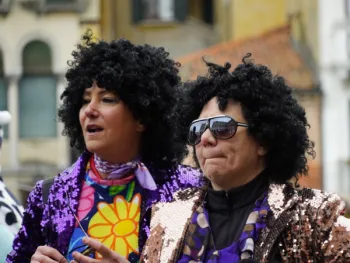 Carnavalscabaret  Un, Dos, Stress 