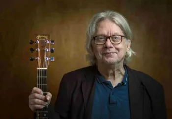 Appeltaartconcert 'Achteraaf Bekeke' met Ton Engels