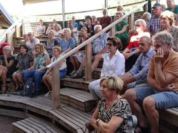 Peelpodium - Optredens juli
