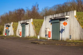 Kazernes, oefenterreinen, kampen en vliegbaes in de grensstreek
