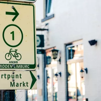 Knooppunt 1, het allereerste fietsknooppunt van Nederland. Tevens de start van de jubileumroute 25 jaar fietsknooppunten nederland